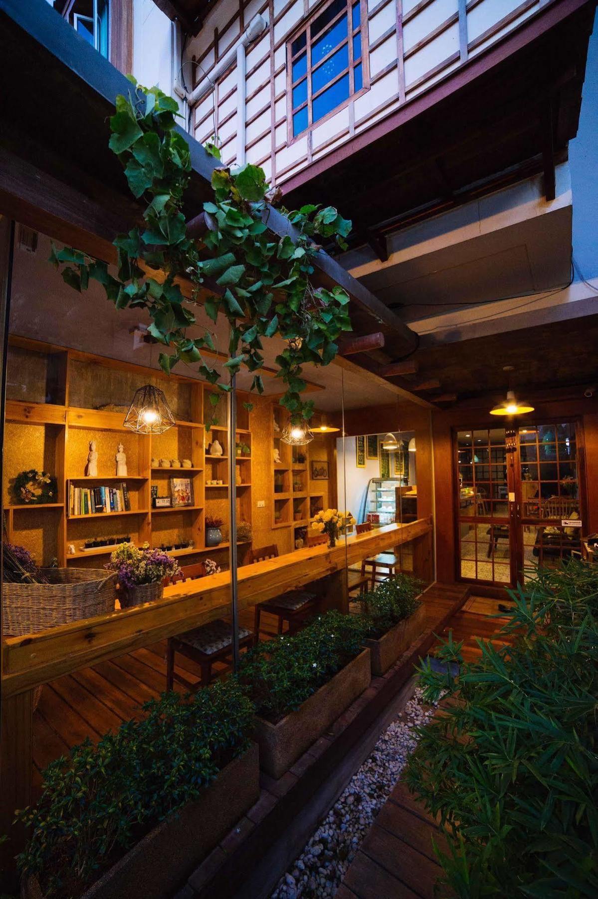 Baan Mek Hostel Chiang Mai Exterior photo