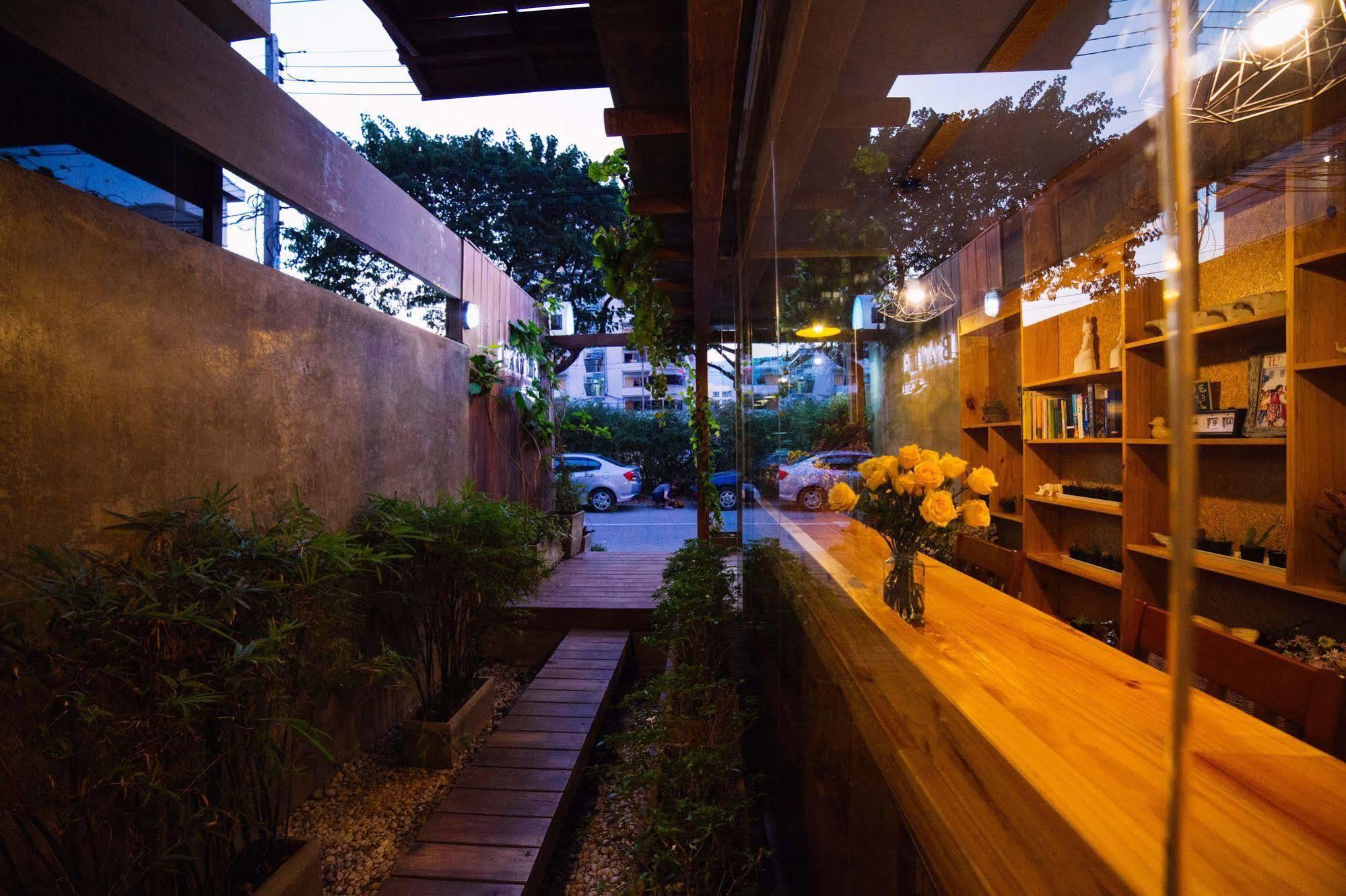 Baan Mek Hostel Chiang Mai Exterior photo