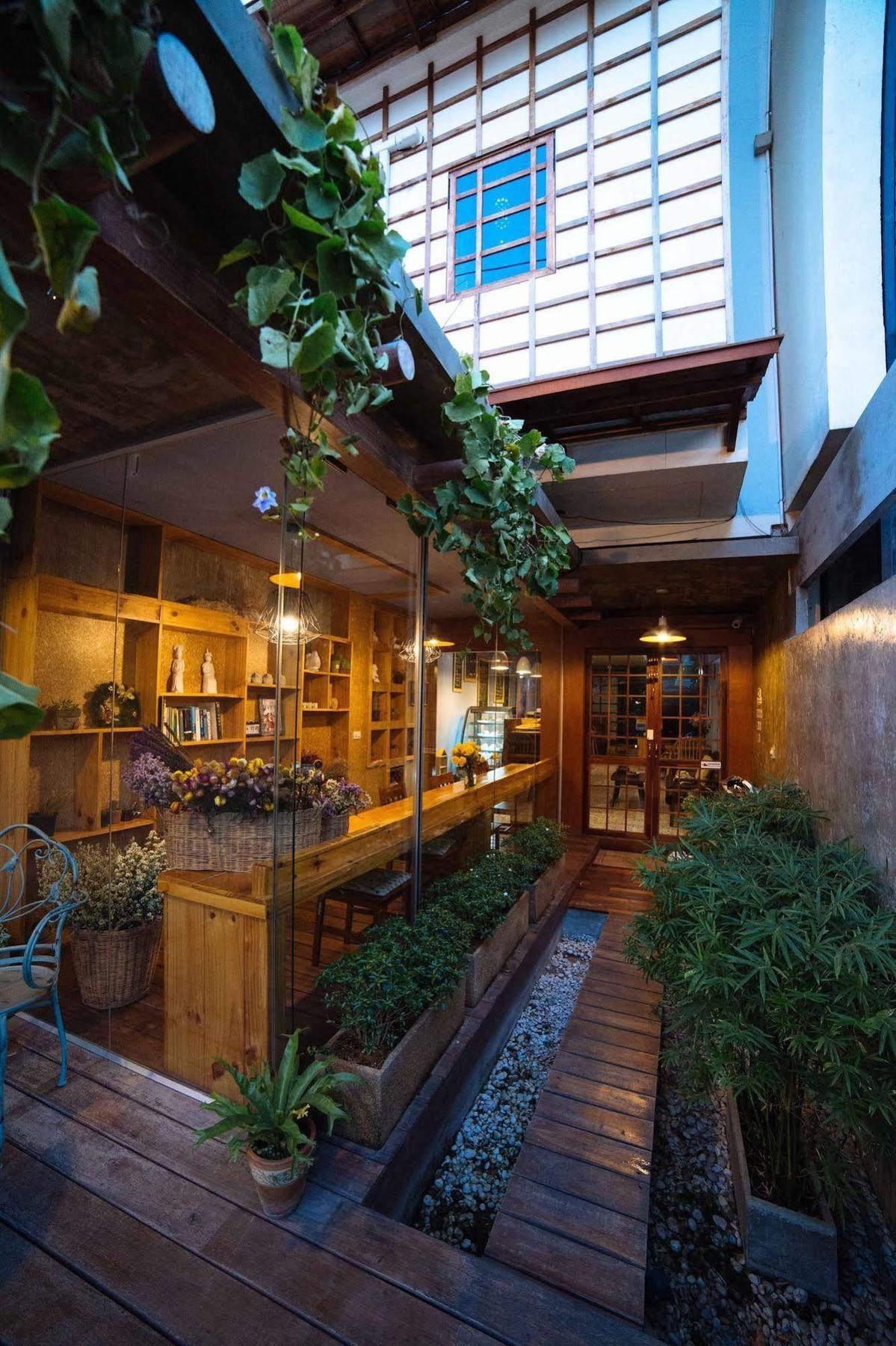 Baan Mek Hostel Chiang Mai Exterior photo